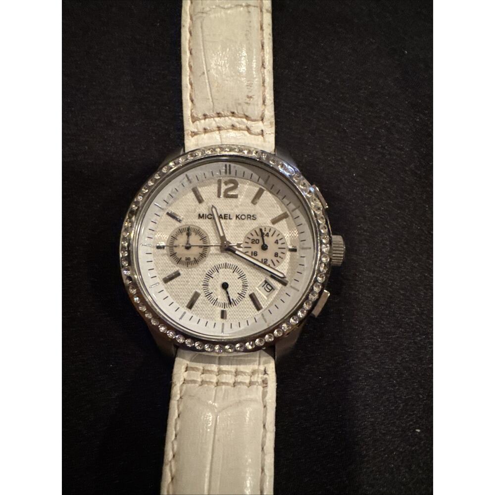 Michael Kors Chronograph MK-5015 37mm Women's Watch Dial